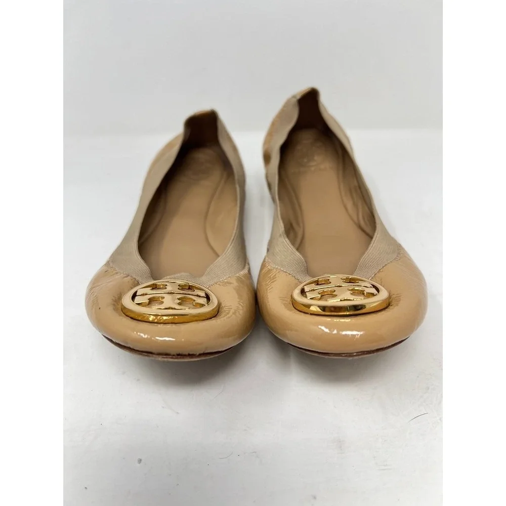 Tory Burch Caroline Patent Leather Ballet Flats Natural Logo Medallion Size 7.5
